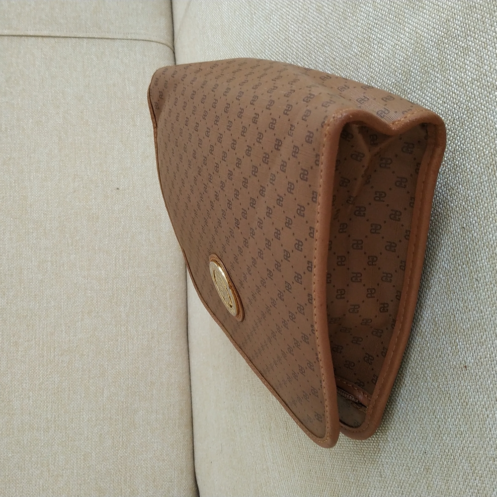 Paolo Gucci Wallet - Picture 4 of 12